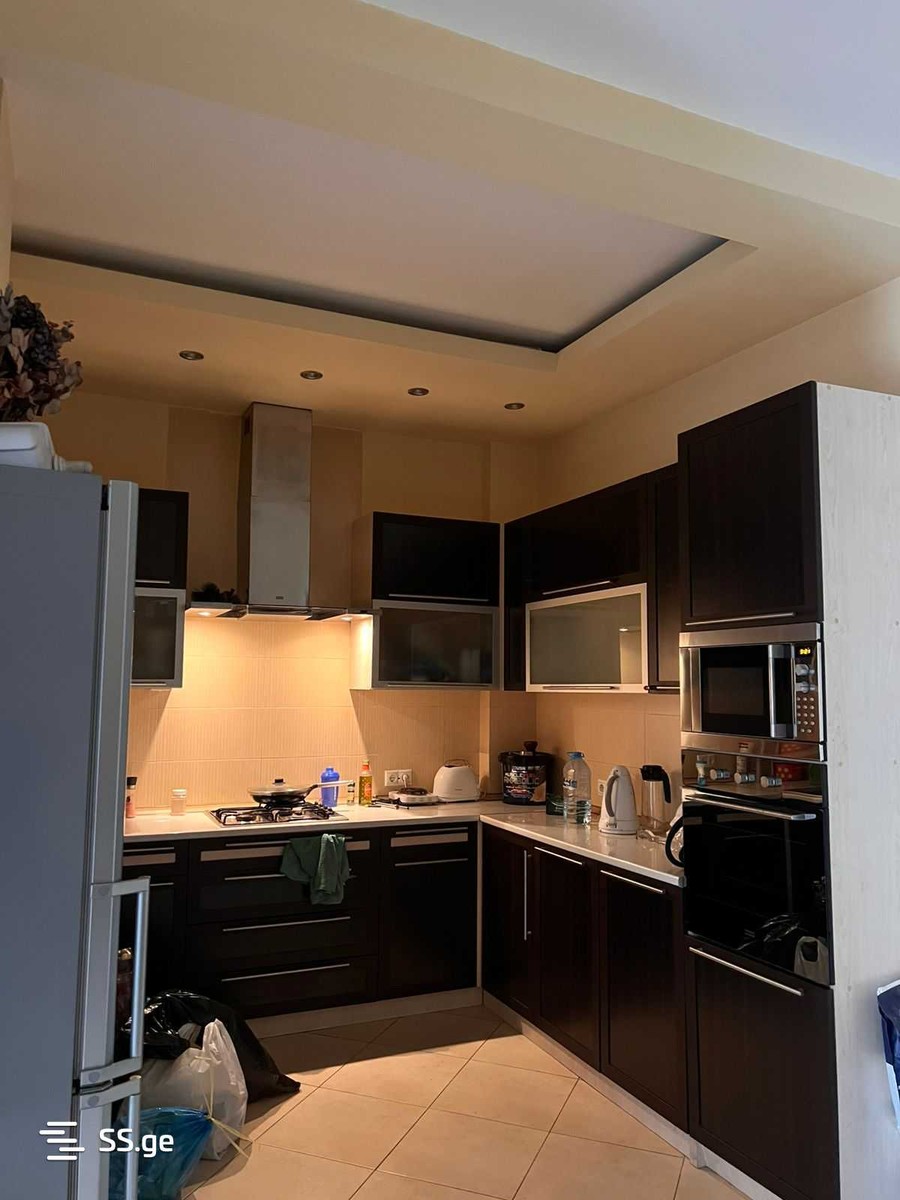 s. cincadze st 0 - 3 rooms