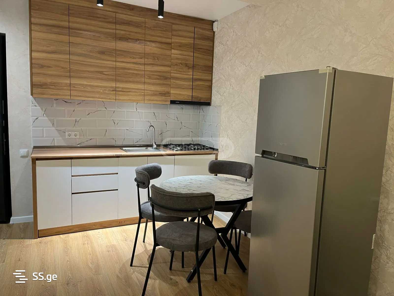 Ramazi st. - 2 rooms