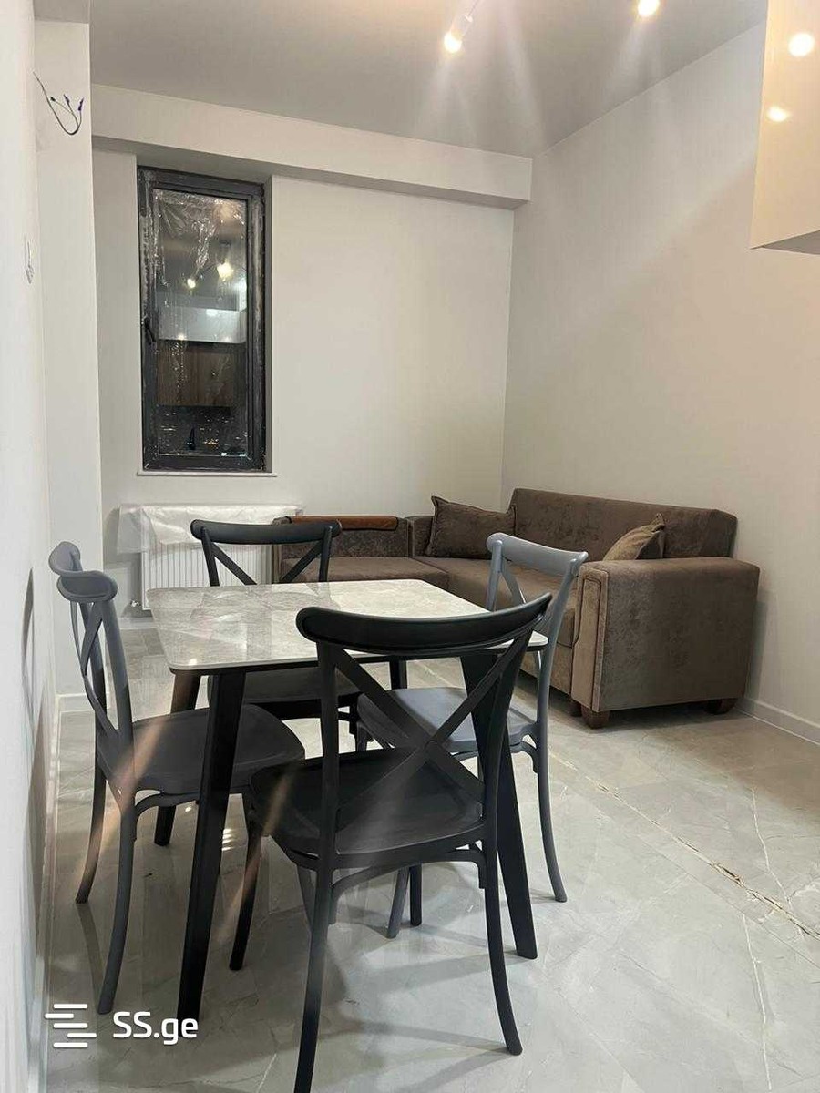 Ekvtime Kheladze st. 3 - 2 rooms
