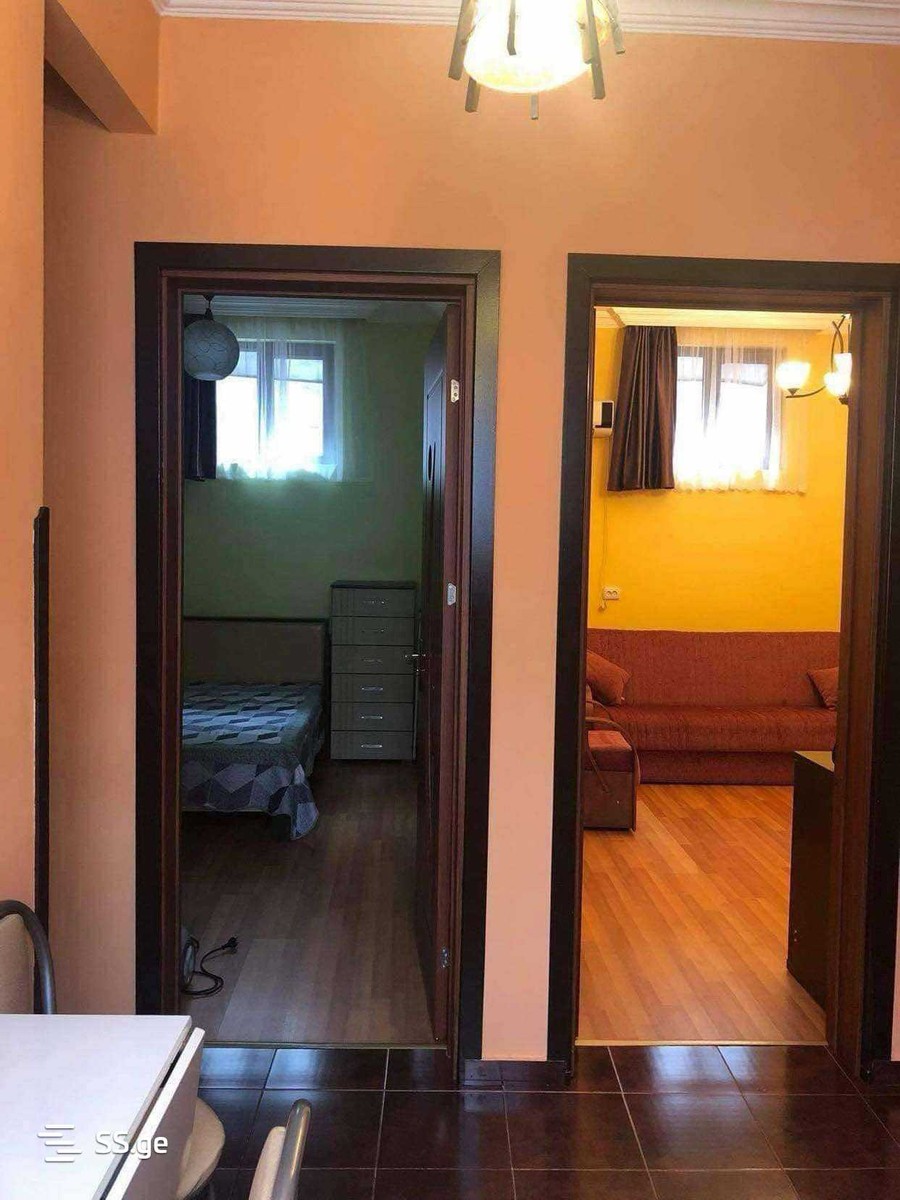 11 - 2 rooms