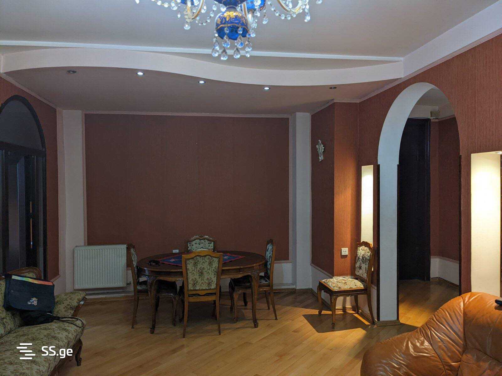 s. cincadze st 5 - 4 rooms