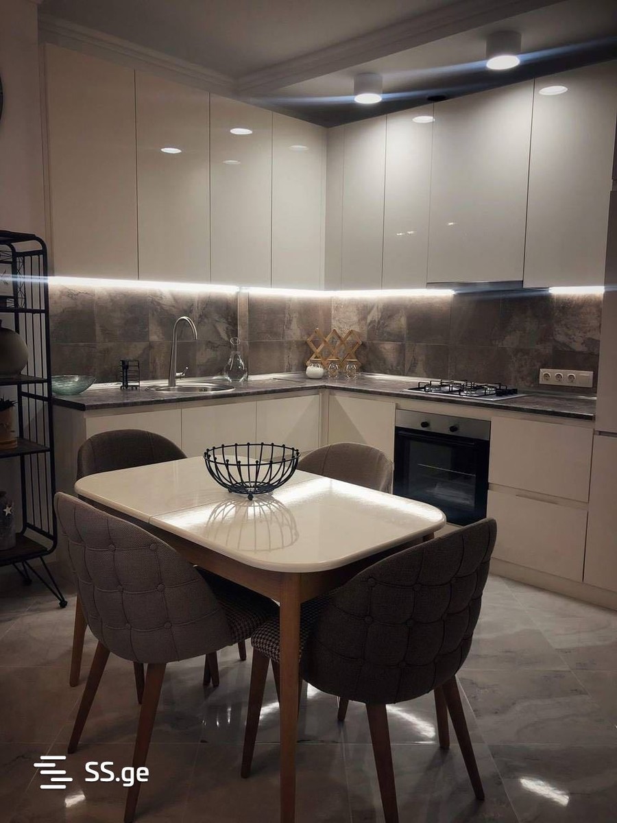 Firosman Street 18 - 3 rooms