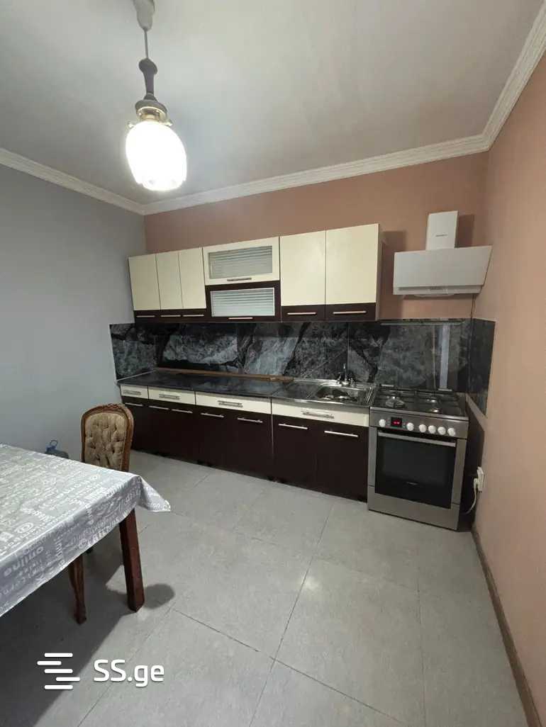 abesuridze tbeli st. - 4 rooms