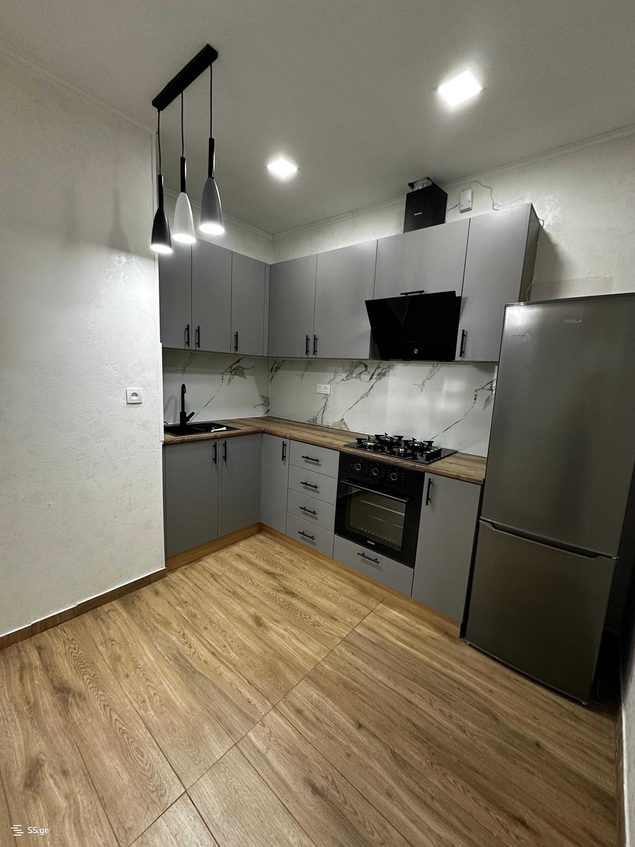 15th micro-district 12 - 3 rooms