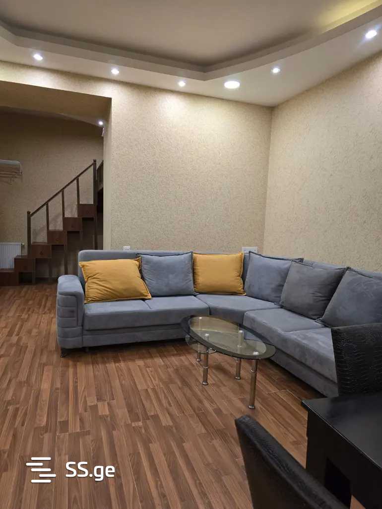 agmashenebeli ave - 3 rooms