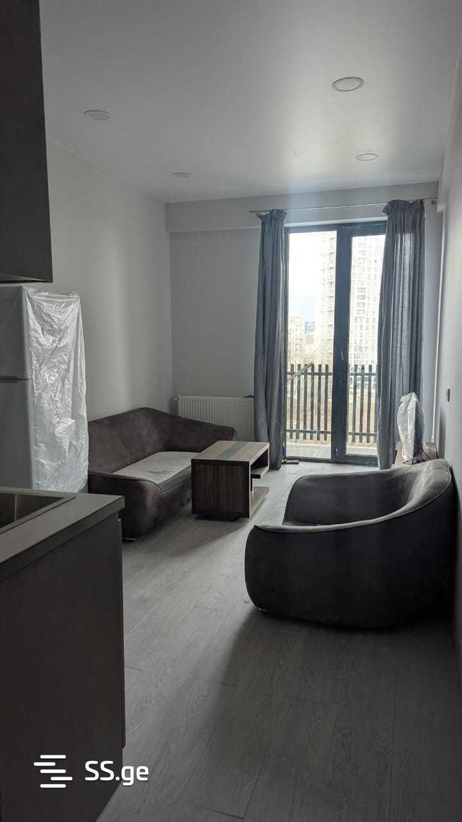 Bob walsh st. - 2 rooms