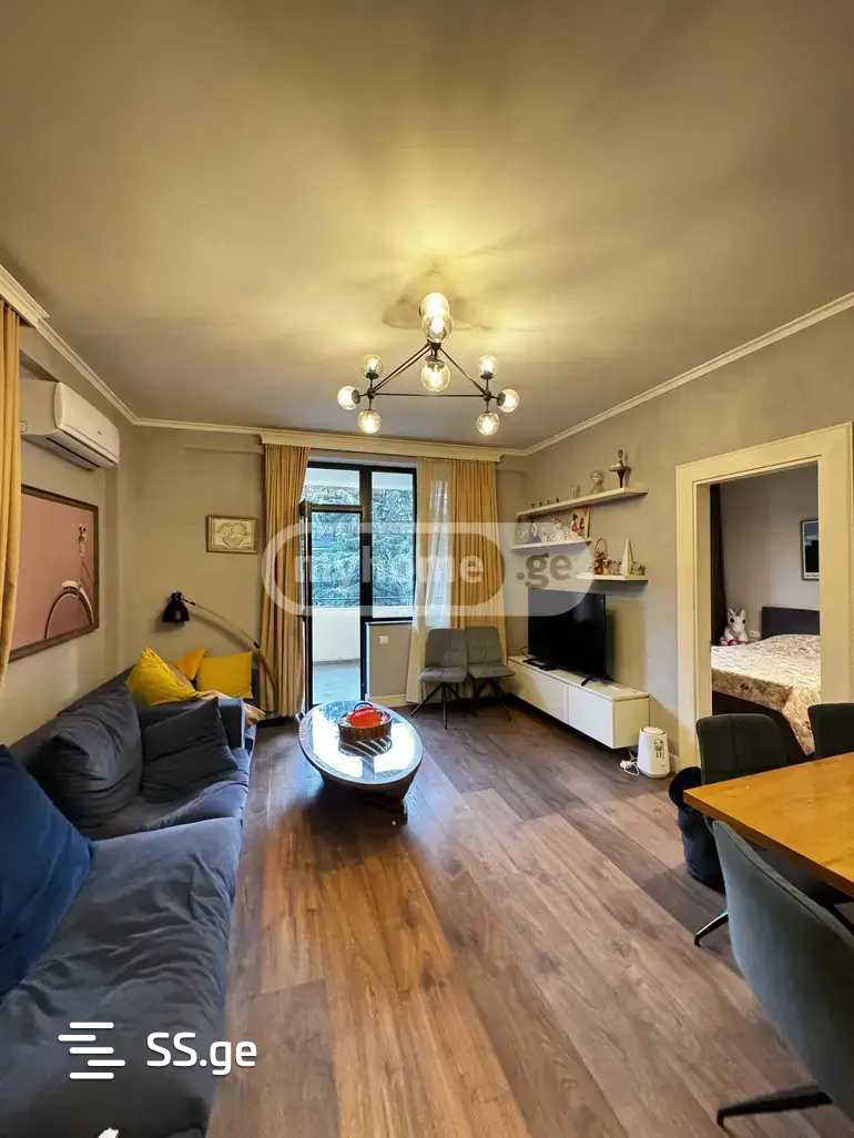 Chavchavadze st. - 3 rooms