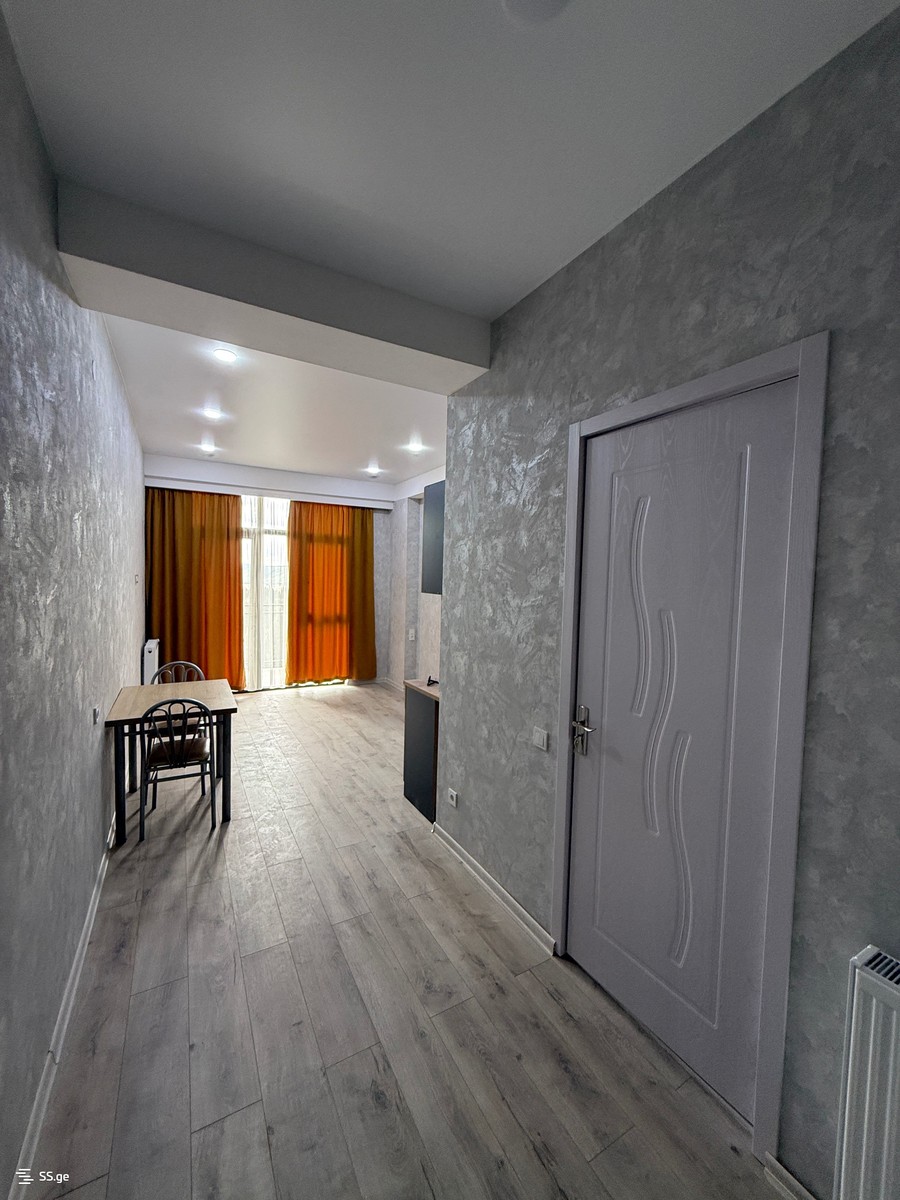 Fighters for the Unity of Georgia st. 71 - 1 rooms