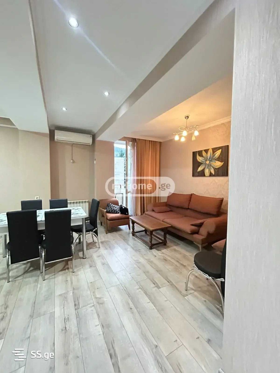 Chavchavadze st. - 3 rooms