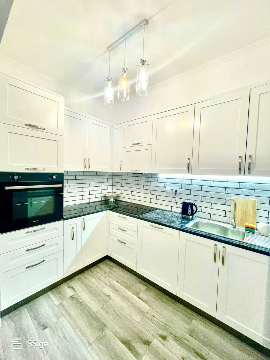 s. cincadze st 0 - 3 rooms