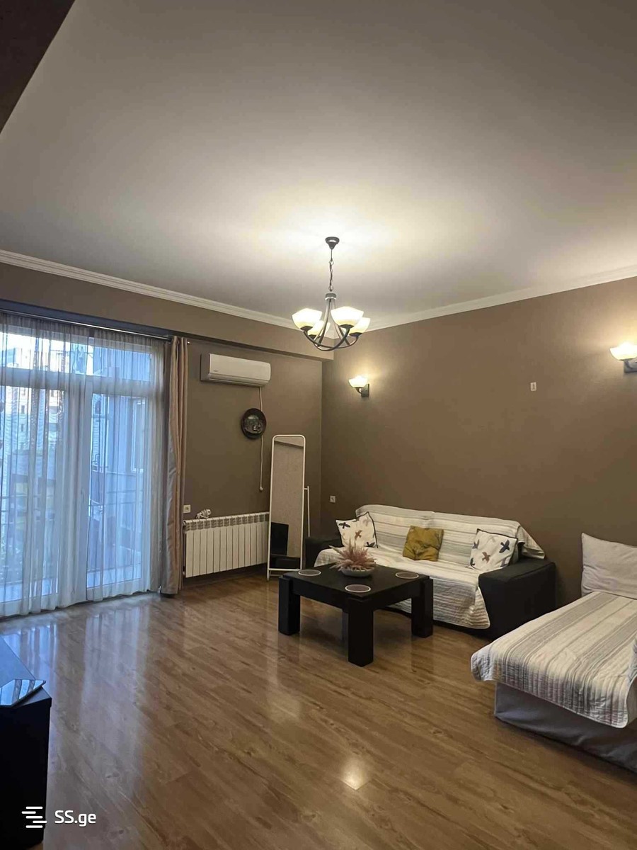 nucubidze III plato 14 - 4 rooms