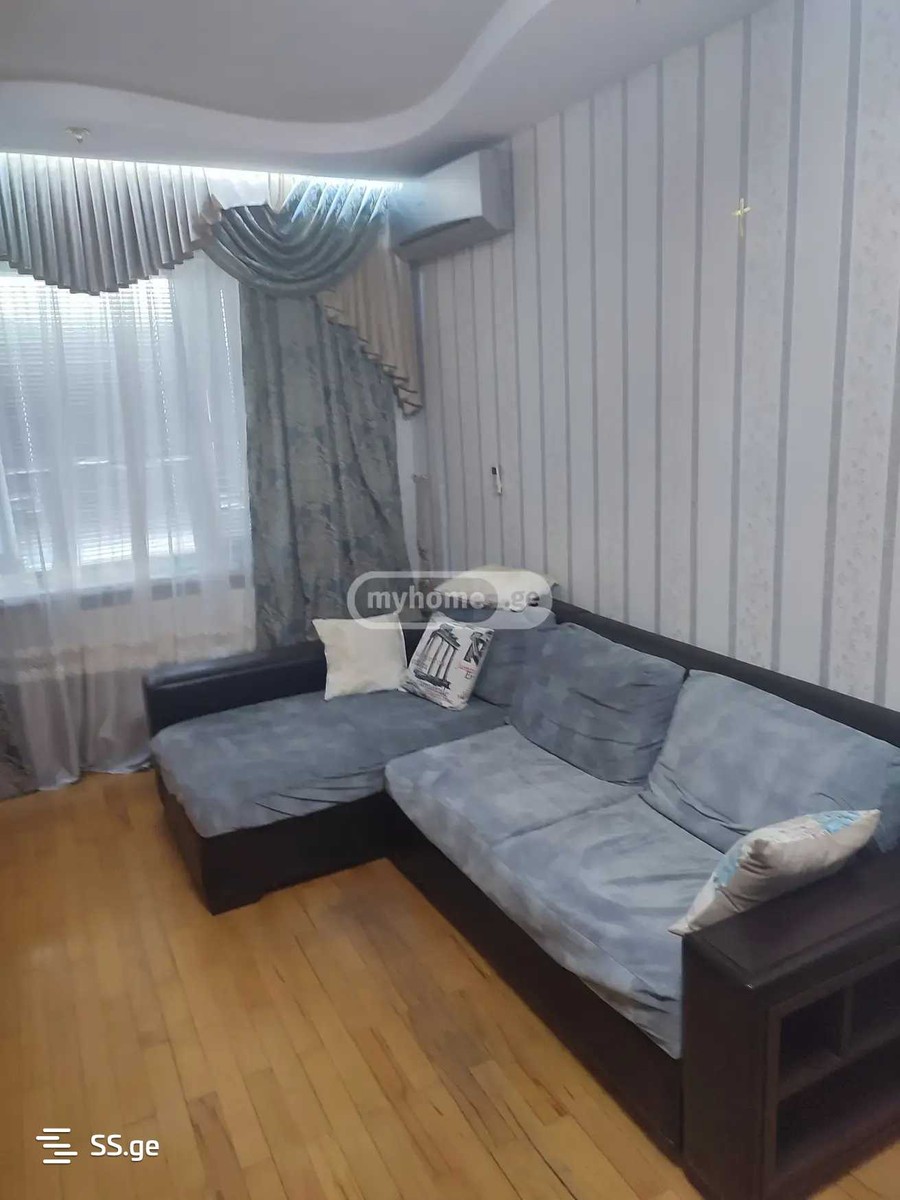 Micro. III, bl. II - Temka - 3 rooms