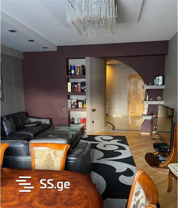 B.Kvernadze st. 35 - 3 rooms