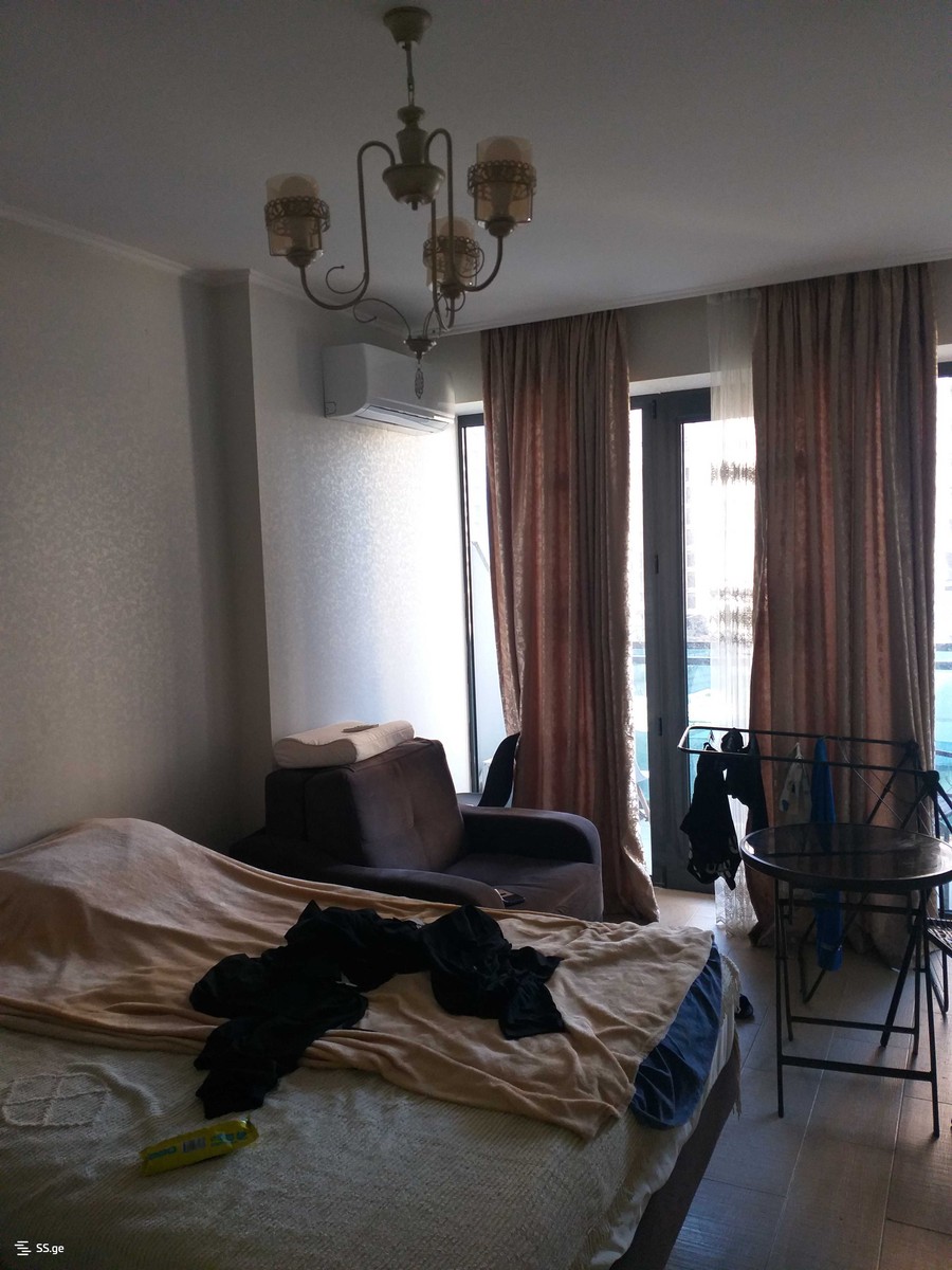 R. Nizharadze st. 38 - 1 rooms