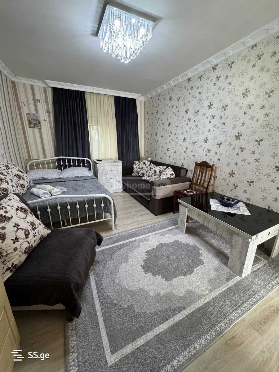 razikashvili st. - 1 rooms