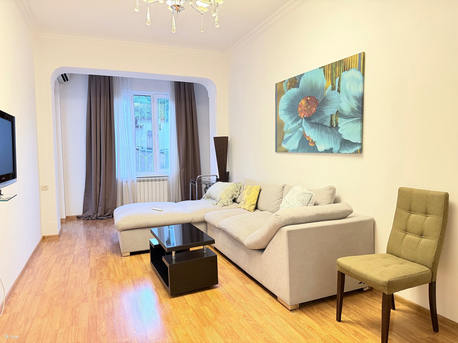 janashia st. 19 - 3 rooms