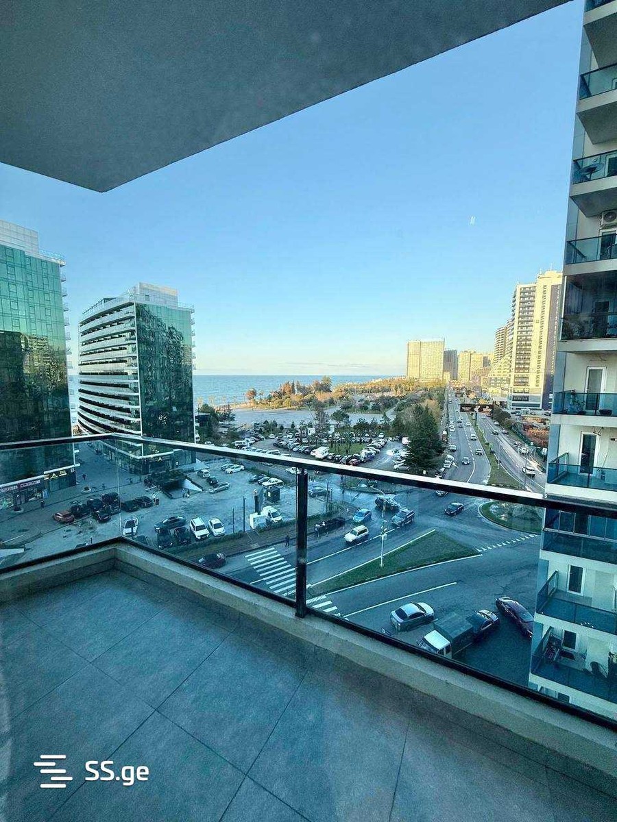 R. Nizharadze st. 3 - 3 rooms