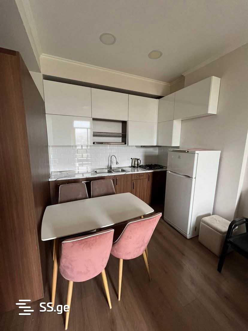 parnavaz mepe avenue 1 - 1 rooms