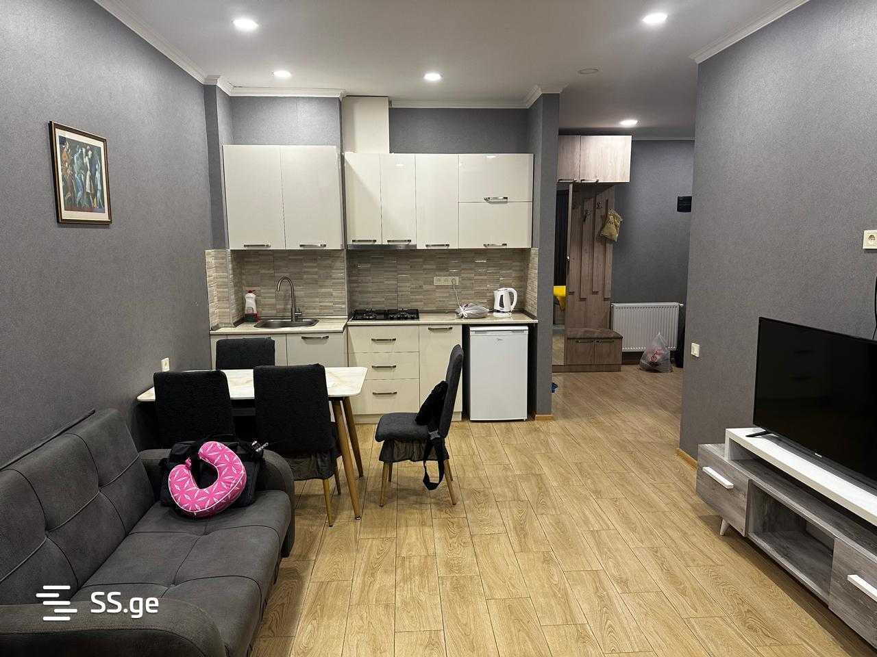 Firosman St. 18 - 2 rooms