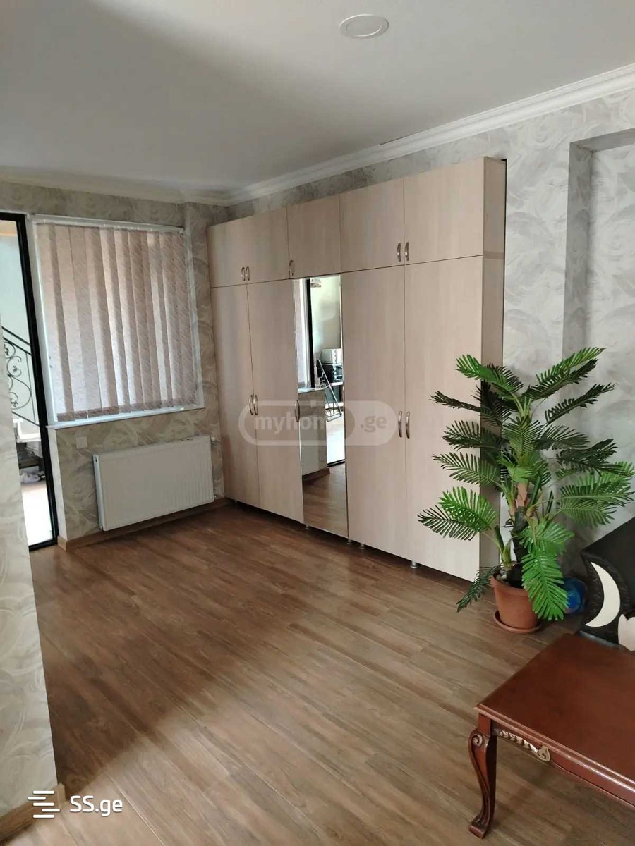 Hugo Huperti st. 67 - 4 rooms