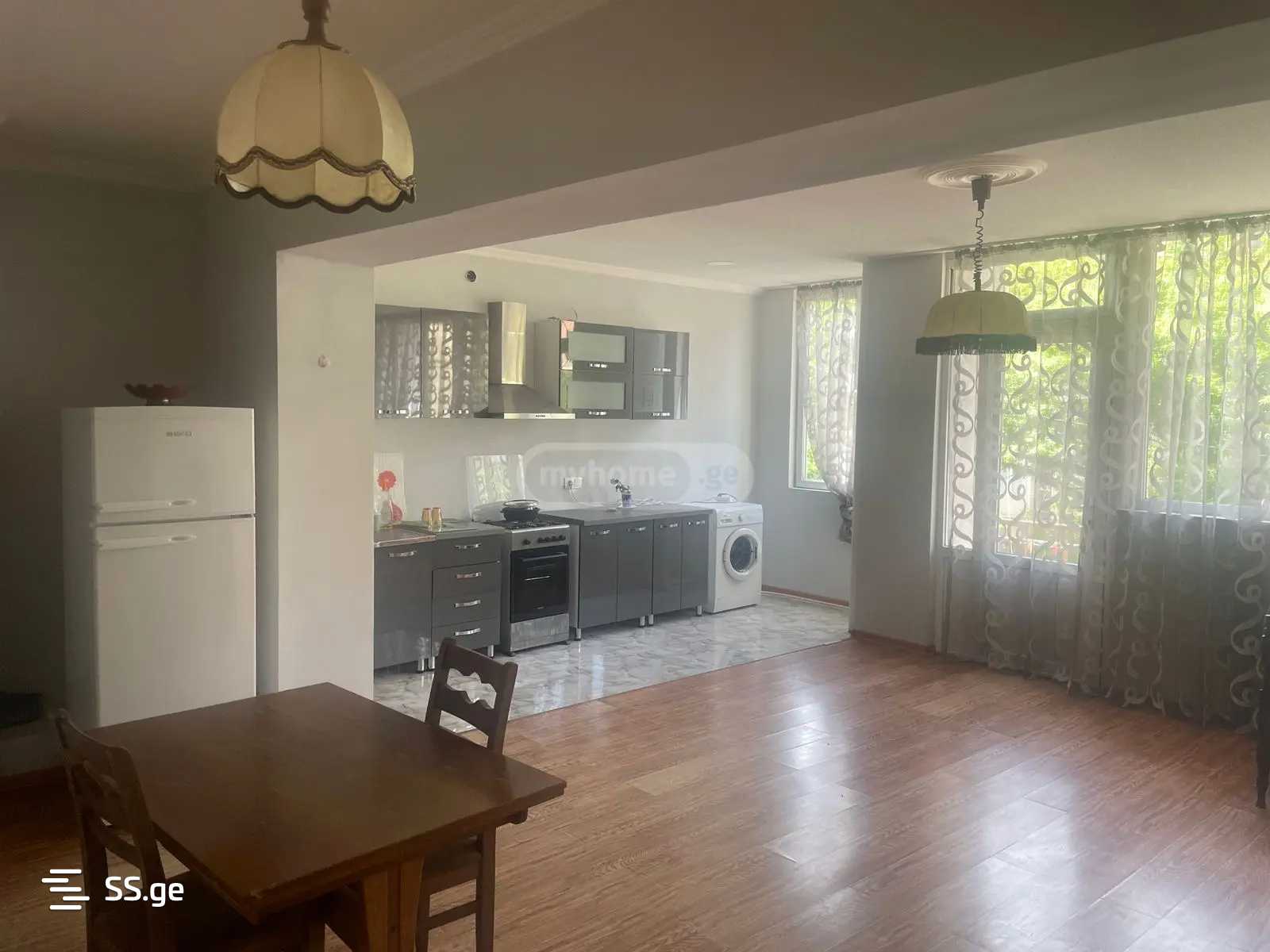 liakhvi st. - 5 rooms