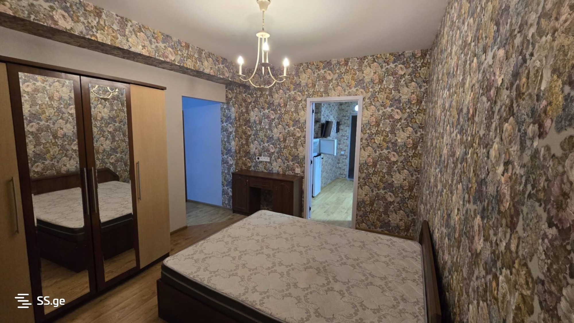 Vazisubnis dasaxleba - 3 rooms