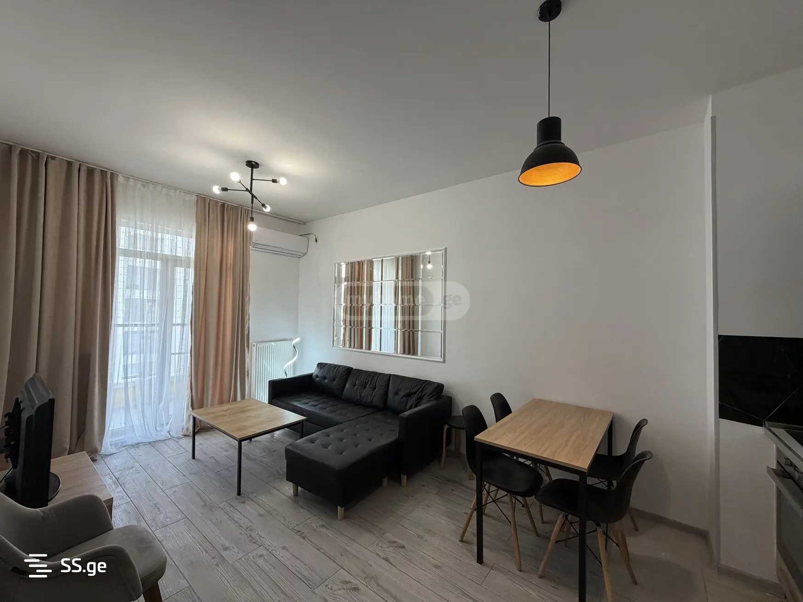 Bob walsh st. - 3 rooms