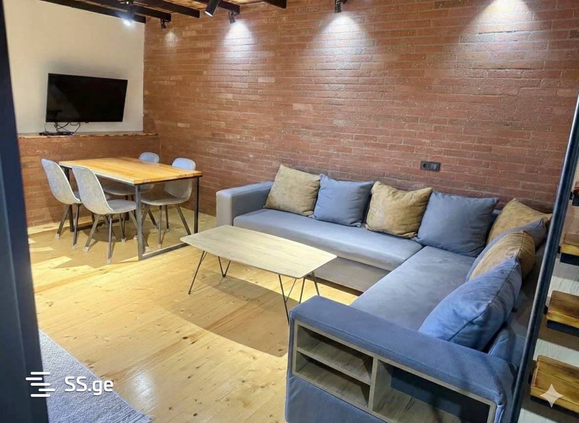 Sh. Rustaveli Ave. 11 - 3 rooms