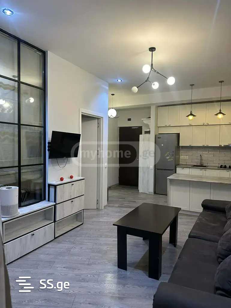 E. Amashukeli st. - 3 rooms