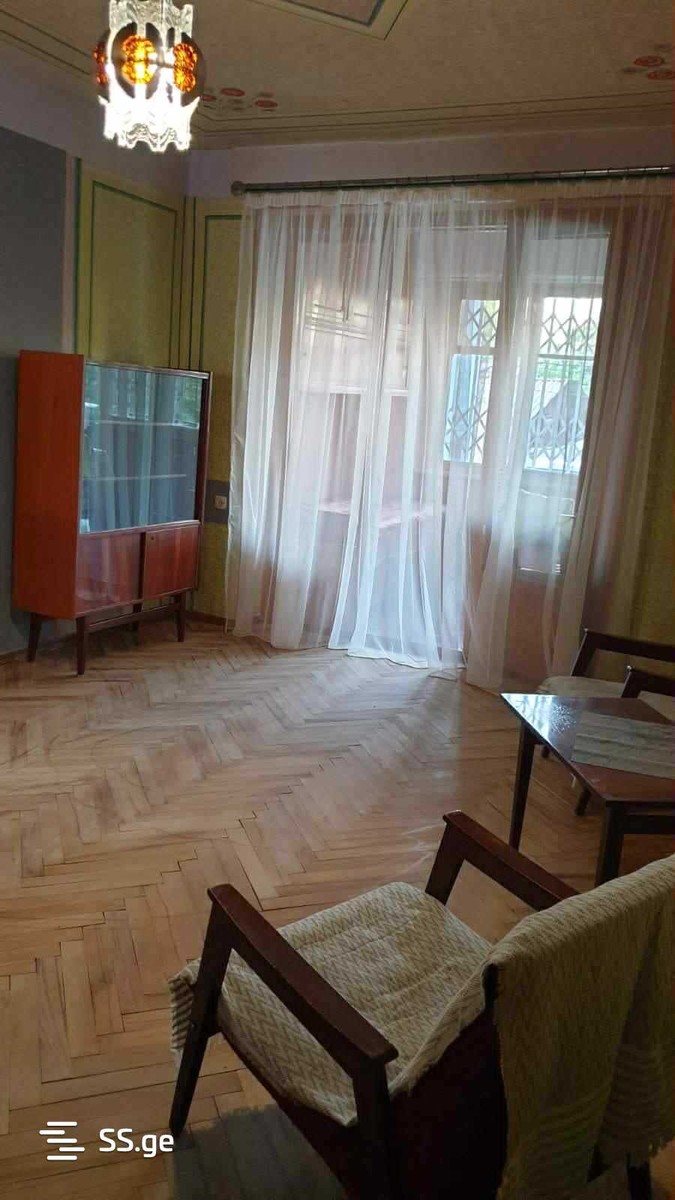 gvazauri st. 6 - 2 rooms