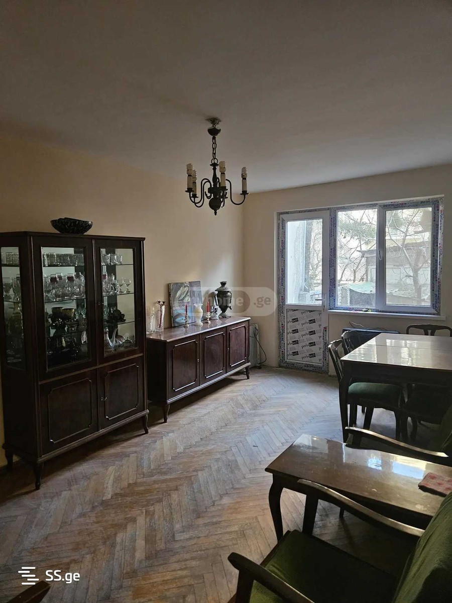 tsulukidze st. 0 - 2 rooms