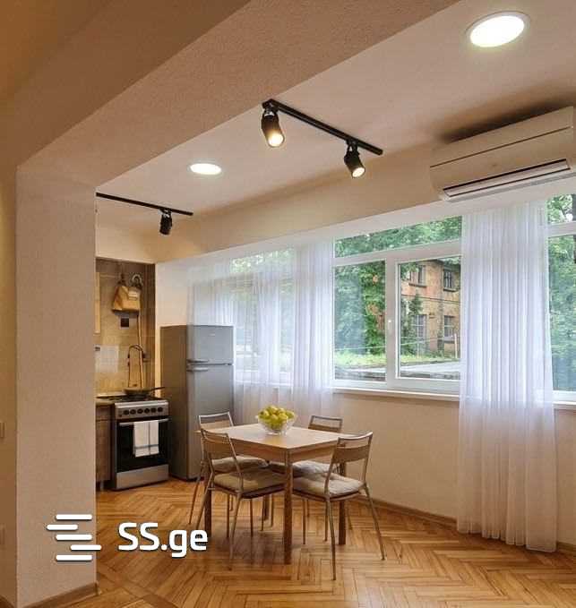 zakariadze st. 5 - 3 rooms
