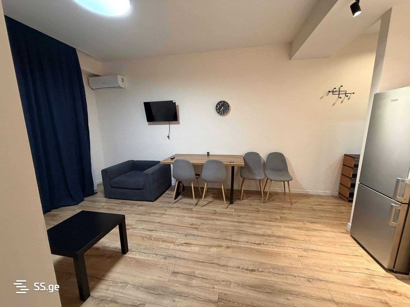 navtlugi st. 10 - 3 rooms