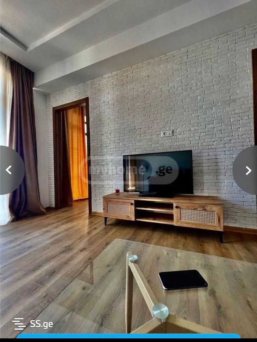 Holbruki st. 4 - 4 rooms