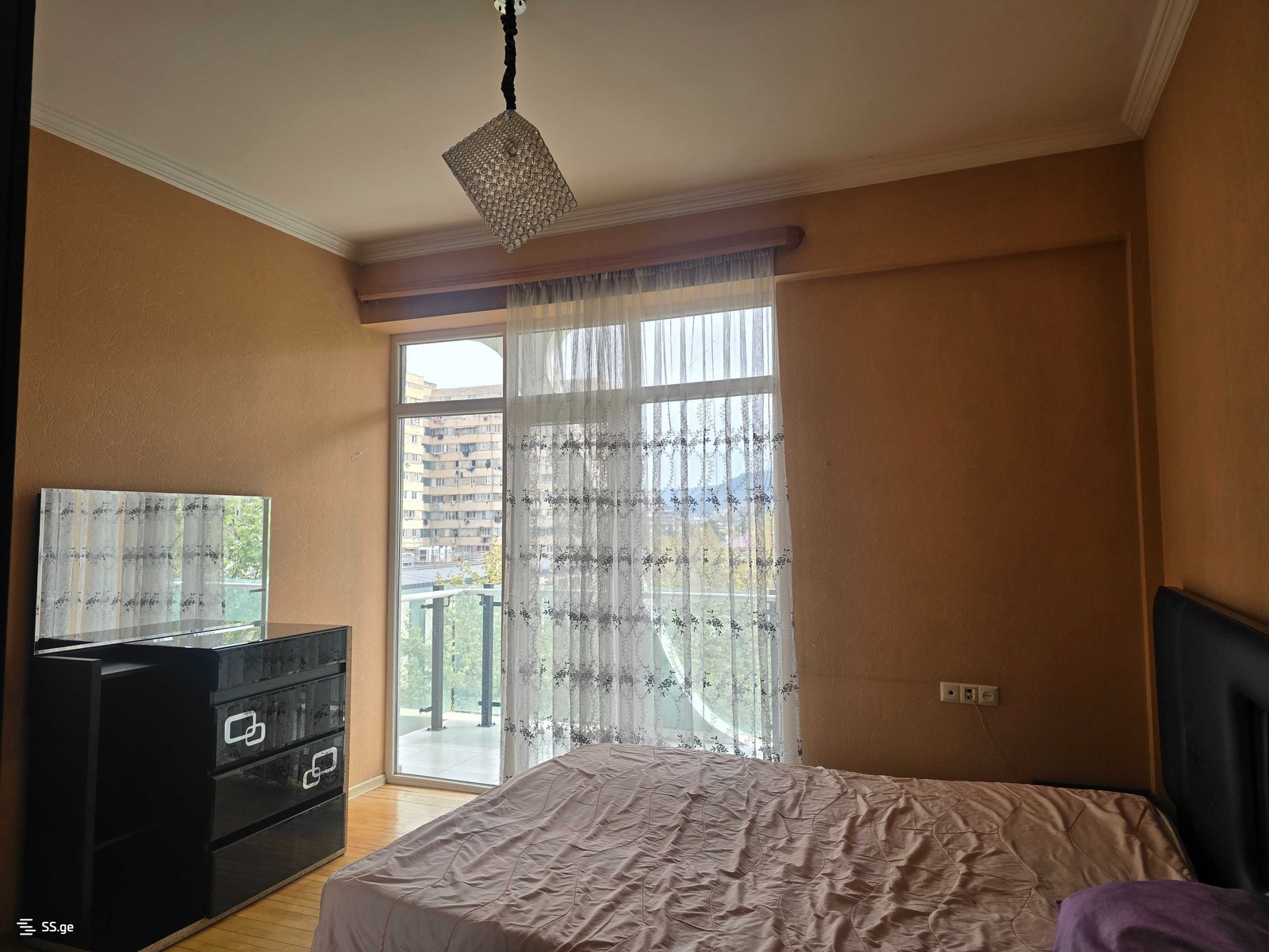 kandelaki st. 7 - 4 rooms