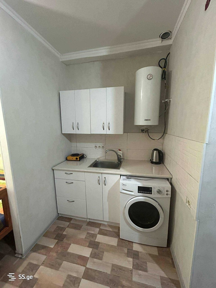 Politkovskaya St (jikia st.) 0 - 1 rooms