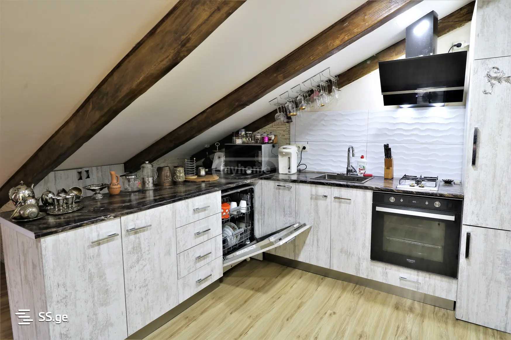 sh. Dadiani st. - 5 rooms