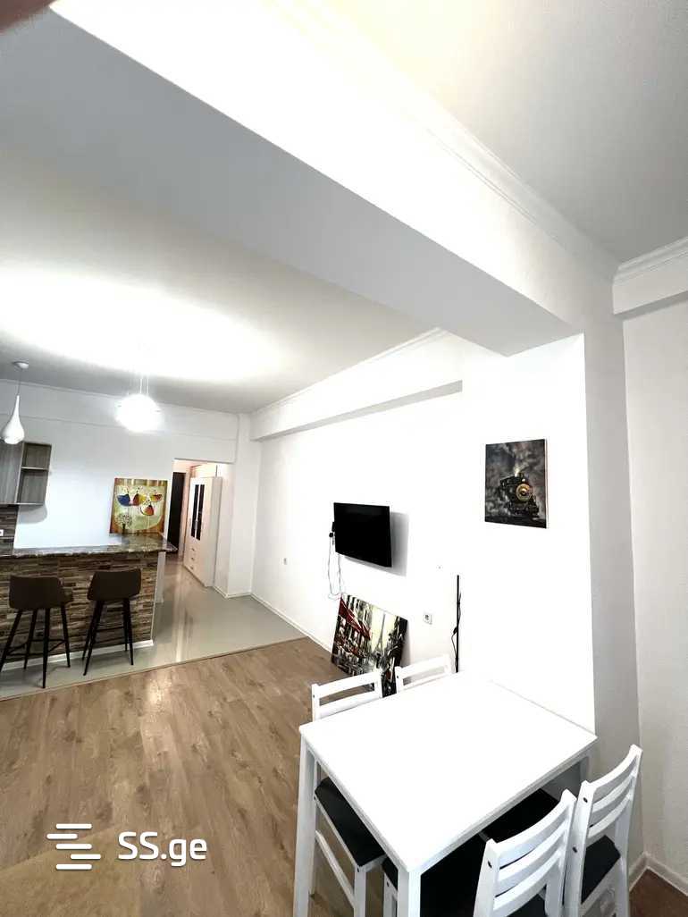 Politkovskaya St (jikia st.) 47 - 3 rooms