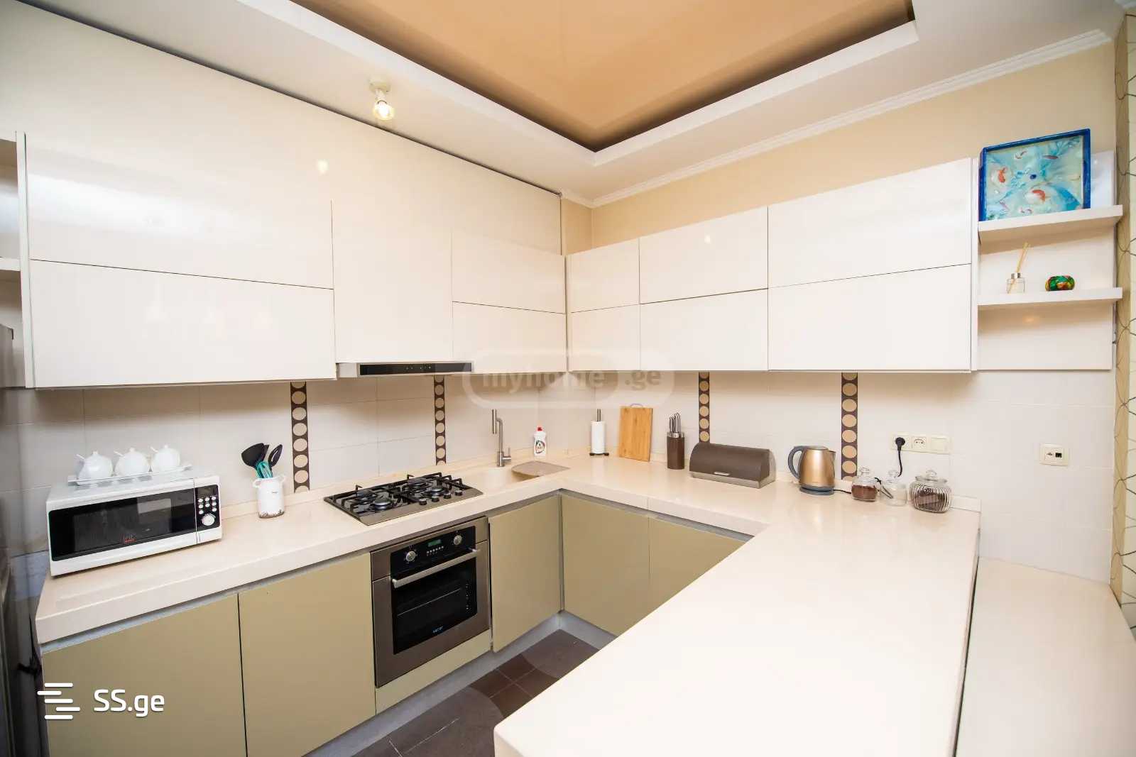 vaja pshavela I chikhi 106 - 3 rooms