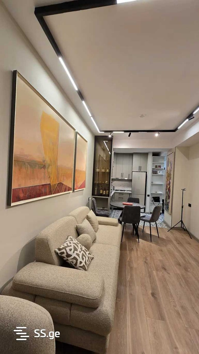 a.wereTlis avenue - 3 rooms