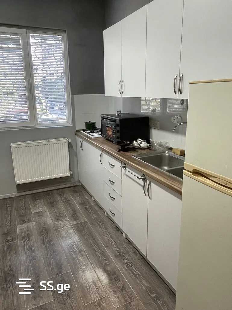 giorgi brtskinvale st. - 3 rooms