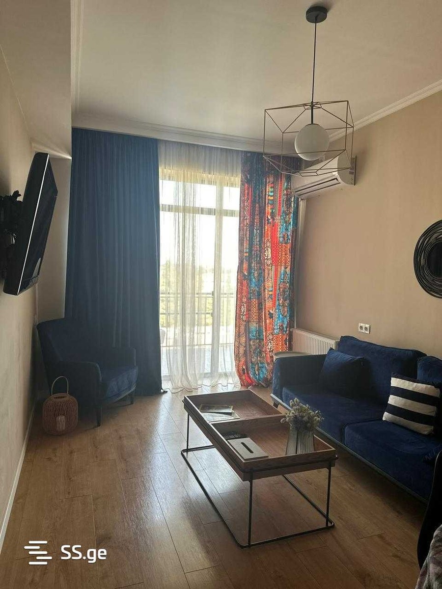 Holbruki st. 4 - 3 rooms