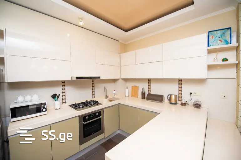 vaja-pshavela avenue - 3 rooms