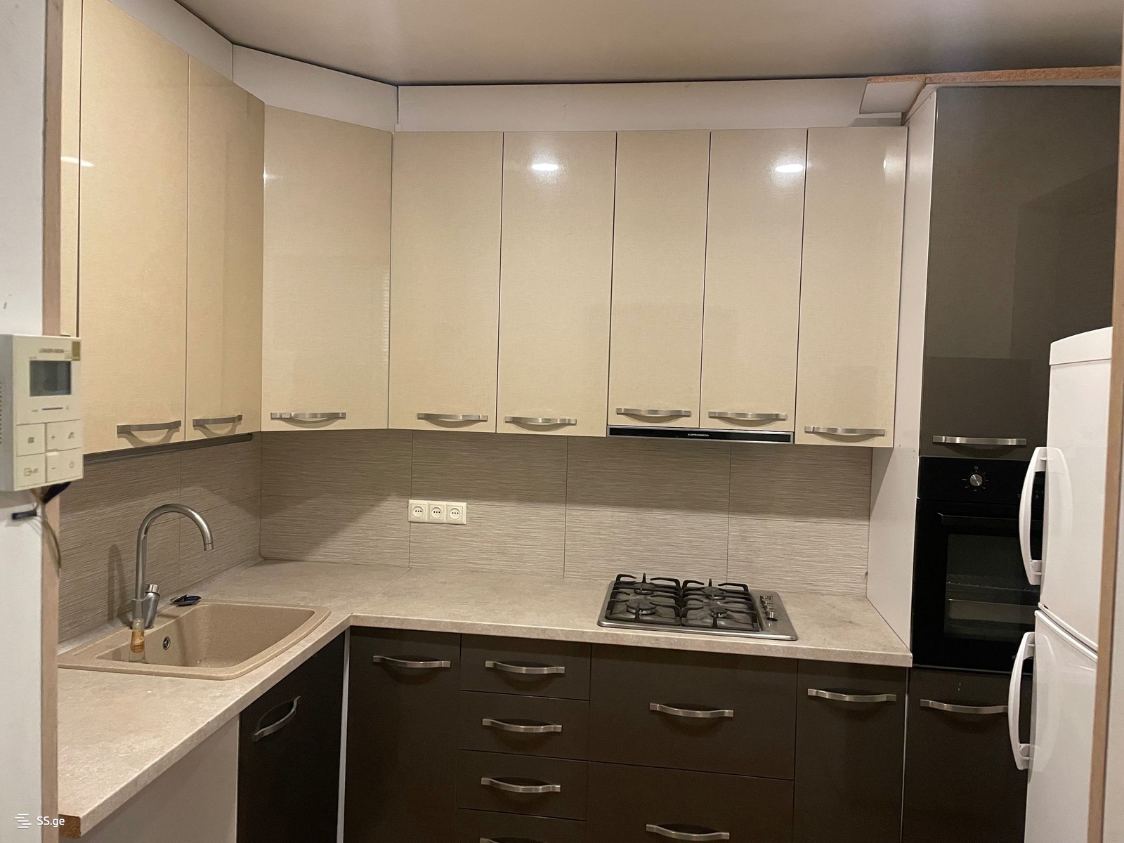 Micro. III, bl. III - Temka 41 - 4 rooms