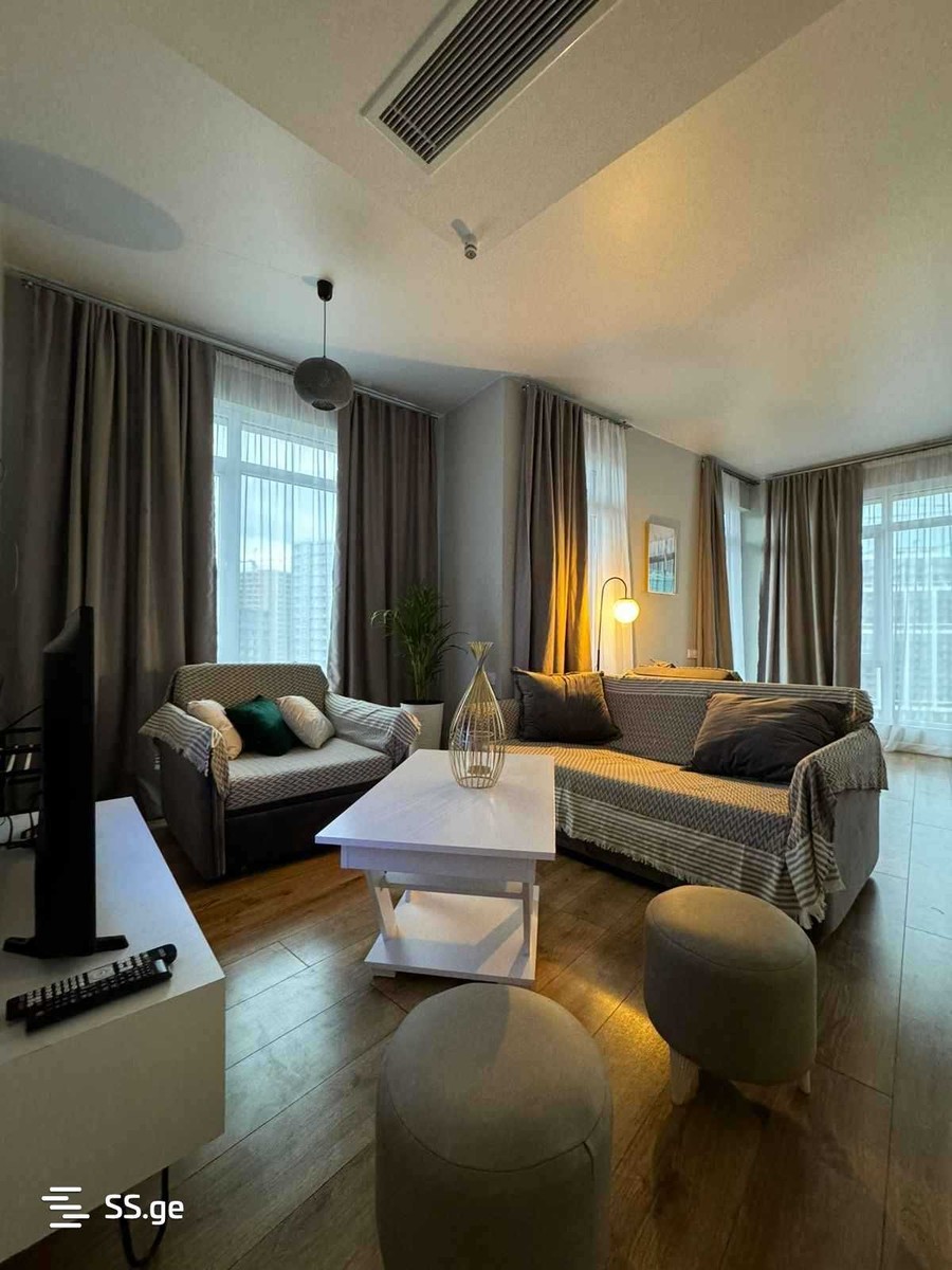 Lech and Maria Kaczynski street 5 - 2 rooms