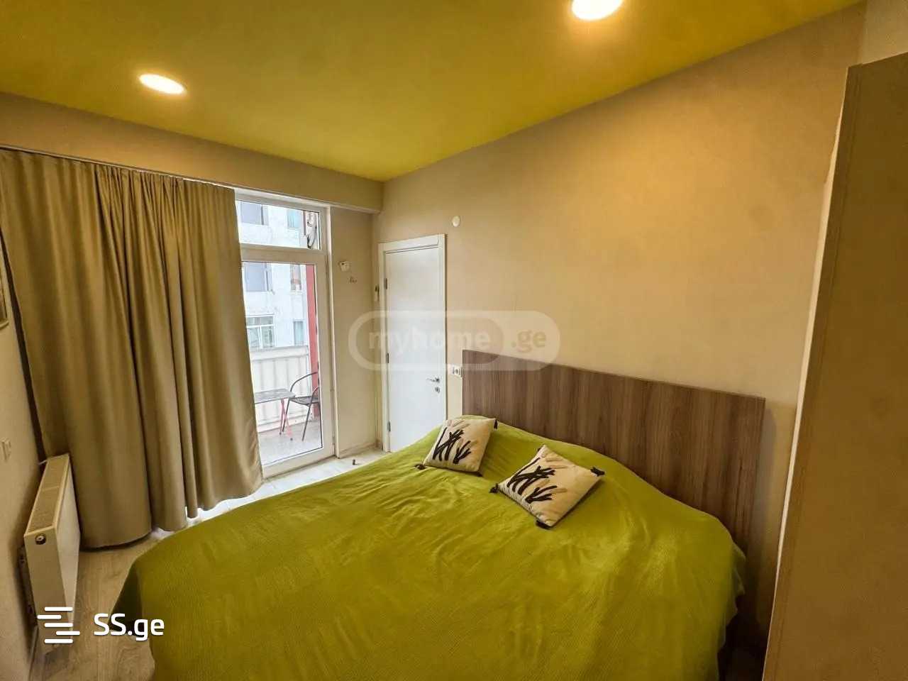 j. nadiradze - 2 rooms