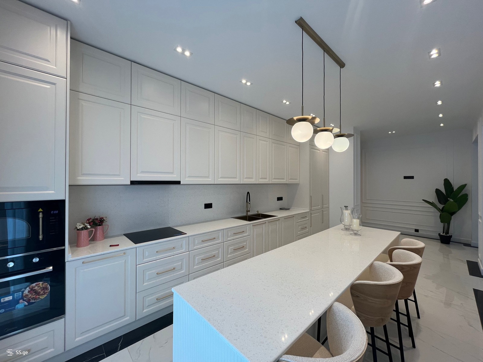 universiteti st. 24 - 5 rooms