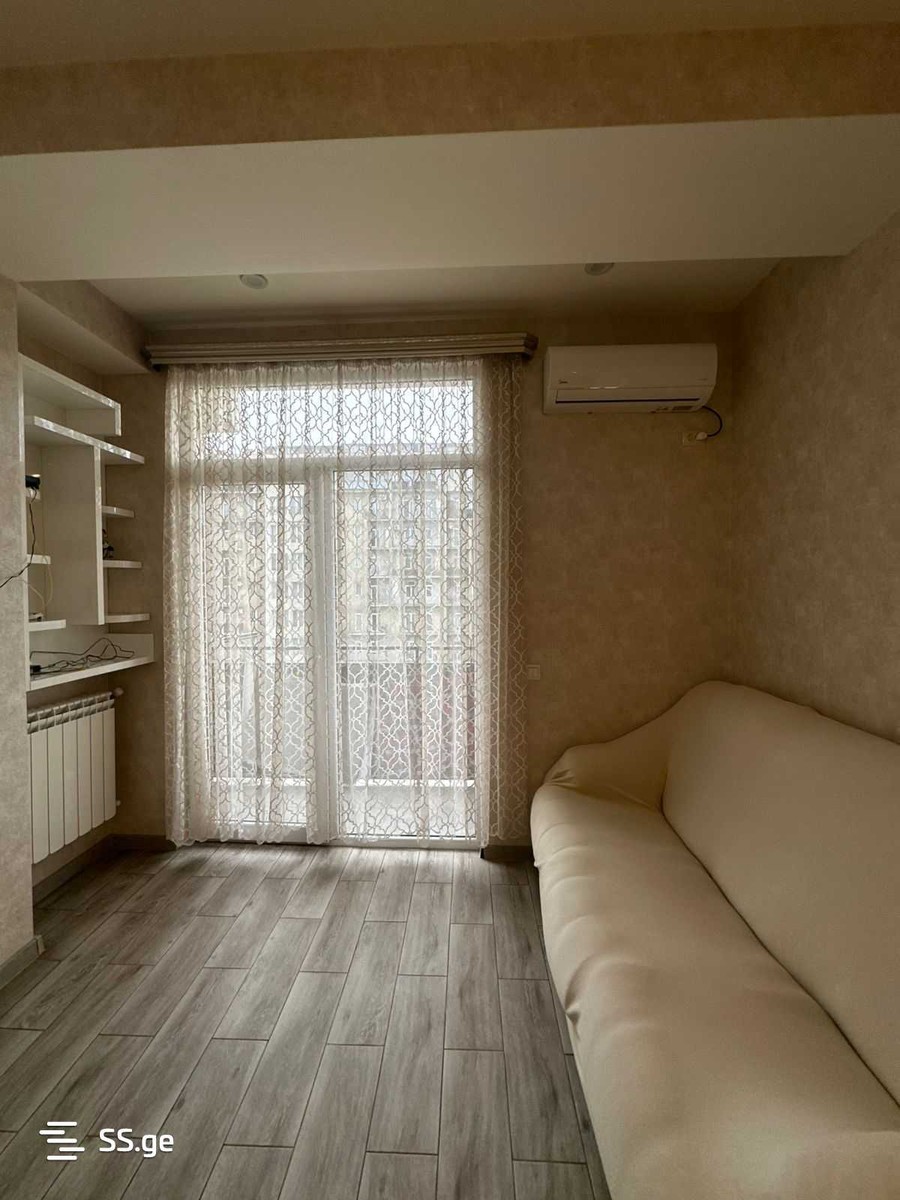 Marshal Jozef Pilsudski str. 14 - 3 rooms