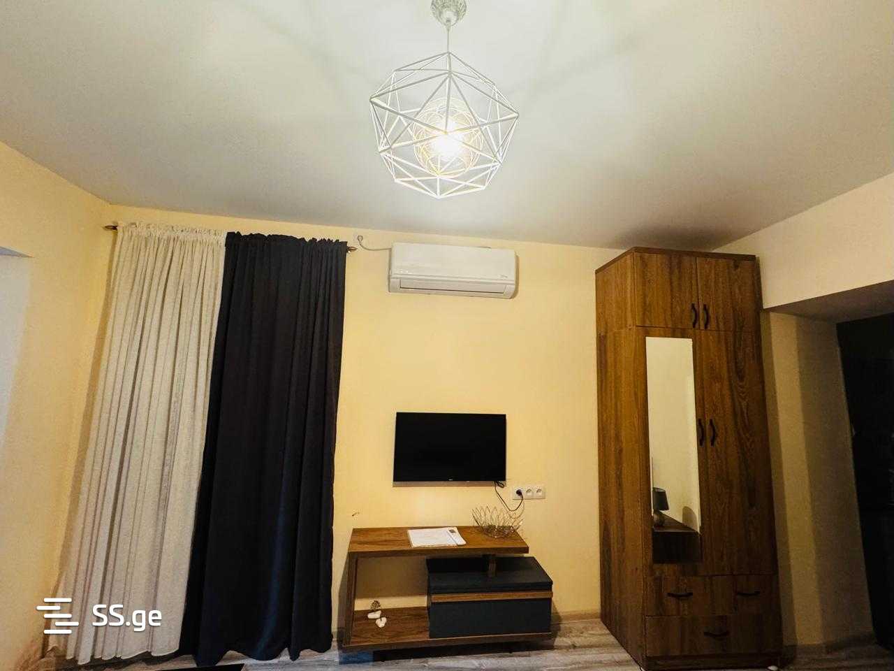 sulkhanishvili st. 3 - 1 rooms