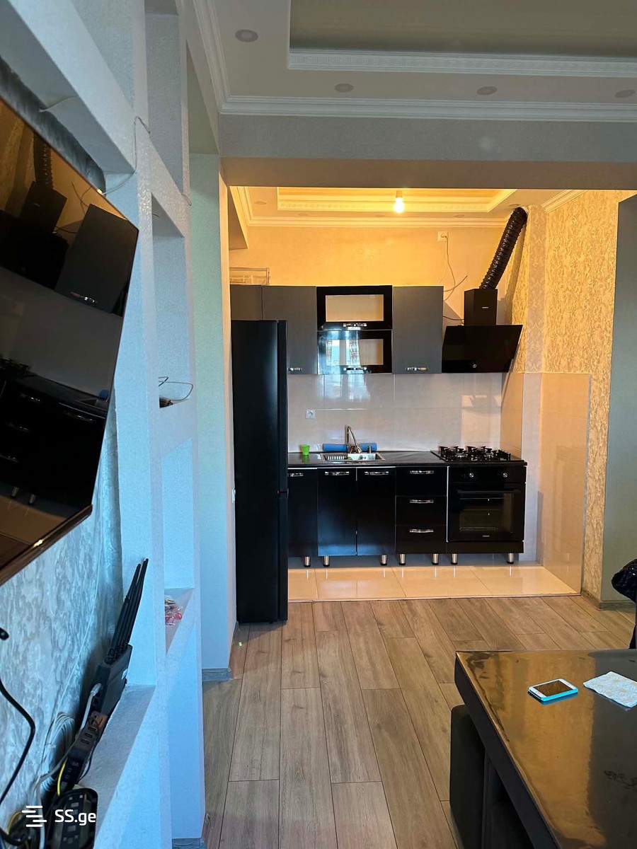 ipolitov ivanov st. 14 - 3 rooms